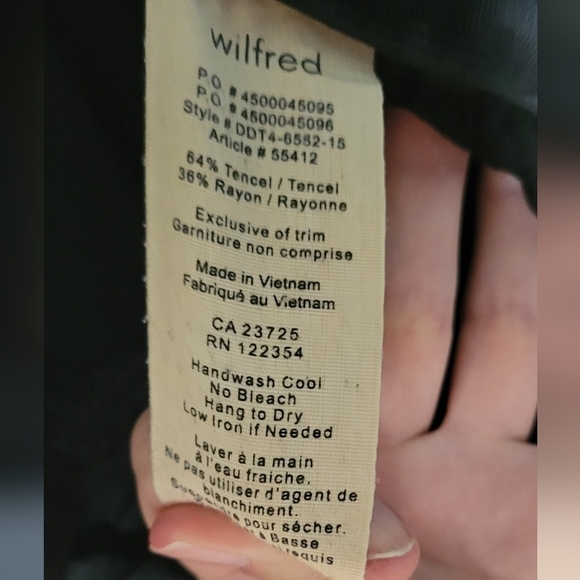 Wilfred Aritzia pleated button fly jogger style rayon blend black dress pant sz2 - Picture 6 of 6